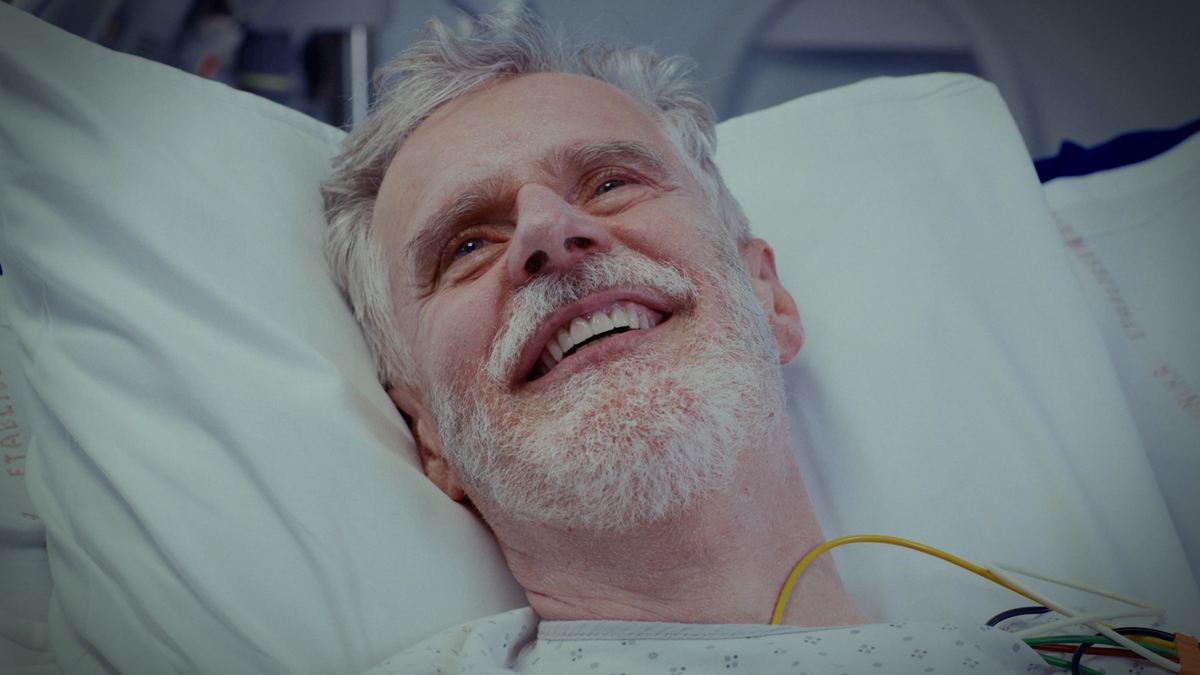 Patient souriant, reconstitution
